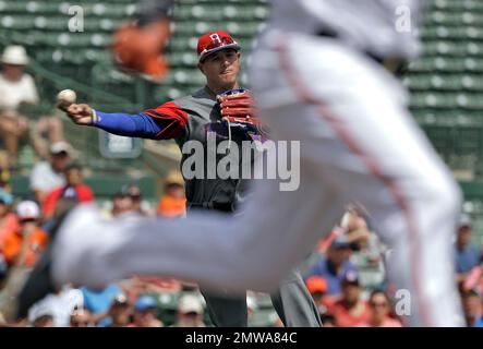 Manny Machado's HR helps Dominican Republic beat Nicaragua