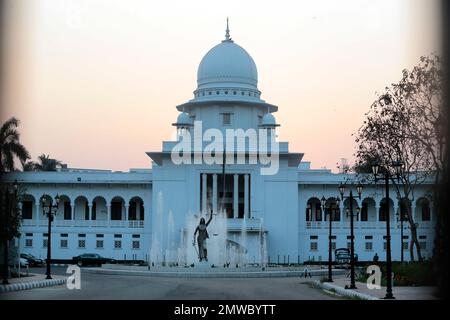 The Supreme Court building in Dhaka, Bangladesh Stock Photo - Alamy