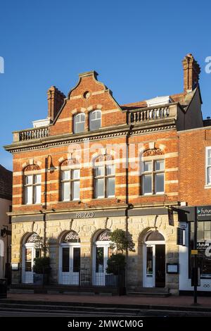 EAST GRINSTEAD, WEST SUSSEX, UK - JANUARY 31 : View of a restuarant in East Grinstead, West Sussex, UK on January 31, 2022 Stock Photo