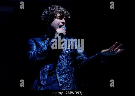 Milano, Italy. 01st Feb, 2023. Luke Pritchard of English pop-rock band The Kooks in concert at Fabrique in Milano, Italy. Credit: SOPA Images Limited/Alamy Live News Stock Photo