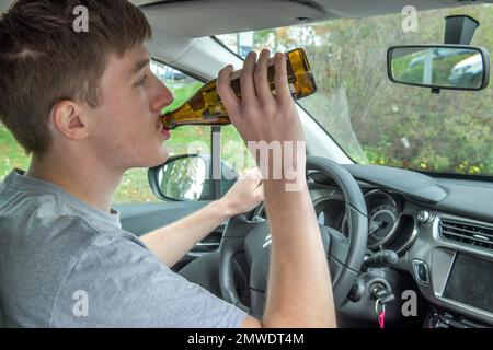 Symbol photo drunk driving, car, drinking Stock Photo