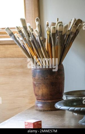 Norman Rockwell's Stockbridge Studio interior as it appeared in 1960 along with his tools, paints, brushes, and artistic inspirations. Stock Photo