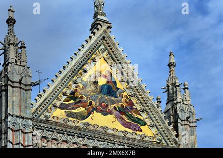, Metropolitan Cathedral of Saint Mary of the Assumption - Duomo di Siena,  1215 and 1348, 13th Century, Tuscany, Italy, Italian, Gothic, Romanesque, Classical. Stock Photo