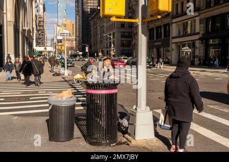 Street activity in the Flatiron neighborhood in New York on Tuesday, January 24, 2023.  (© Richard B. Levine) Stock Photo