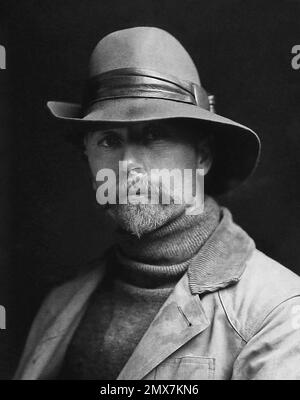 Edward Curtis. Portrait of the American photographer, Edward Sherriff Curtis (1868-1952), self-portrait, 1868 Stock Photo