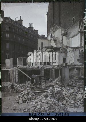 Paris (9th arr.), France the extension of the boulevard Haussmann, demolitions rue Taitbout , Stock Photo