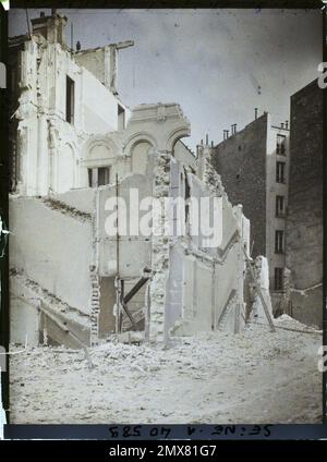 Paris (9th arr.), France the extension of the boulevard Haussmann, demolitions rue Taitbout , Stock Photo