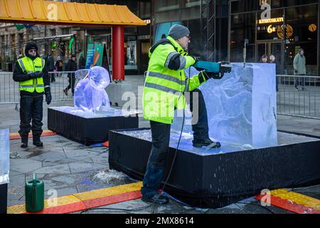 Ice sculptor at work in Helsinki, Finland Stock Photo