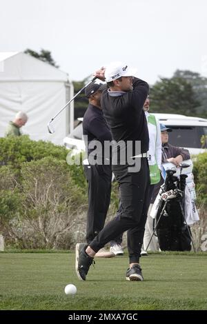 Pebble Beach, CA, USA. 2nd Feb, 2023. Green Bay Packers, Aaron Rodgers plays to the 5th hole watched by Darius Rucker during his first round at Spyglass Hill Golf Course during the first round of the 2023 AT&T Pro-Am., PGA Tour golf tournament Credit: Motofoto/Alamy Live News Stock Photo