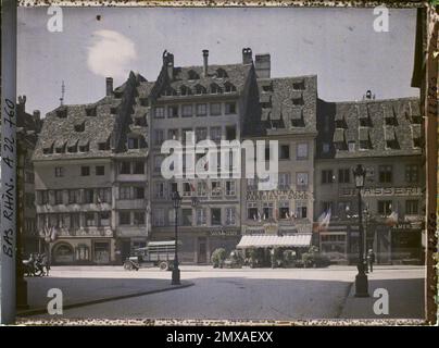 Strasbourg, France , 1920 - Alsace - Auguste Léon (July) Stock Photo