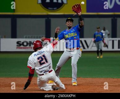 Orlando arcia hi-res stock photography and images - Alamy