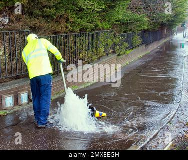 Glasgow, Scotland, UK 3rd February, 2023. fire hydrants targeted by vandals giving   Water pours from a leak in drumchapel as Scottish water tries to stem it. Credit Gerard Ferry/Alamy Live News Stock Photo