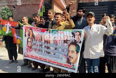 Hyderabad, Pakistan. 03rd Feb, 2023. Members of Peoples Party (PPP SB Group) are holding protest demonstration against massive unemployment, increasing price of daily use products and inflation price hiking, held at Sukkur press club on Friday, February 03, 2023. Credit: Asianet-Pakistan/Alamy Live News Stock Photo