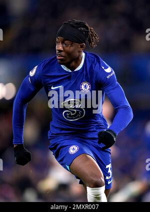 chelseas-noni-madueke-during-