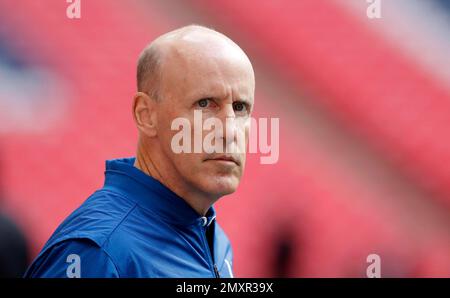 Indianapolis Colts guard Danny Pinter (63) walks off the field after an NFL  football game against the Miami Dolphins, Sunday, Oct. 3, 2021, in Miami  Gardens, Fla. (AP Photo/Doug Murray Stock Photo - Alamy