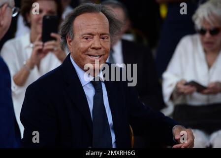 Spanish judge rules 43-year-old man is son of Julio Iglesias