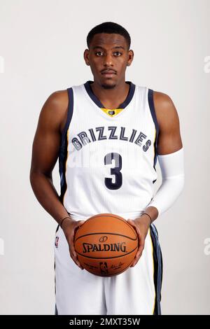 Memphis Grizzlies guard Jordan Adams poses for a picture on NBA basketball media day Monday Sept. 26 2016 in Memphis Tenn. AP Photo Mark Humphrey Stock Photo Alamy