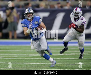 Detroit Lions wide receiver Jace Billingsley (16) is tackled by Cleveland  Browns linebacker Justin Currie (42) and DB Mike Jordan (41) during the  first half of an NFL football game against the