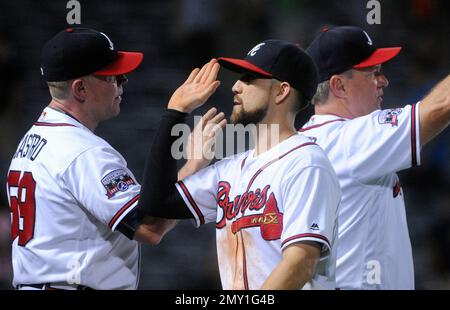 Atlanta Braves left fielder Matt Kemp scores against the Toronto Blue Jays  during ninth inning interleague baseball in Toronto, Tuesday, May 16, 2017.  THE CANADIAN PRESS/Frank Gunn Stock Photo - Alamy