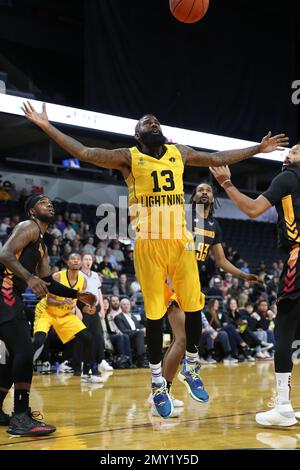 London Ontario Canada. Jan 19 2023, The Sudbury 5 Defeat the London Lightning 86-83 in the NBLC Season opener. Terry Thomas(13) of the London Lightnin Stock Photo