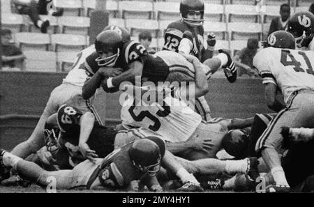 San Francisco 49ers running back O.J. Simpson (32) watches the action  during the game against the Washington Redskins at RFK Stadium in  Washington, DC on October 29, 1978. Simpson ended the day