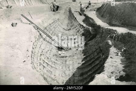 View of the Anglo-Saxon galley excavated at Sutton Hoo, Suffolk UK 1980s Stock Photo