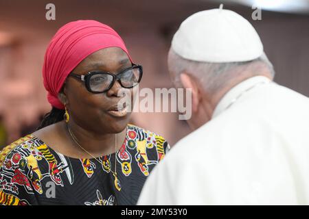 Juba, South Sudan. 04th Feb, 2023. South Sudan, Juba, 2023/2/4.Pope Francis during 'meeting with internally displaced persons at Freedom Hall of Juba in South Sudan Photograph by Vatican Media/Catholic Press Photo. RESTRICTED TO EDITORIAL USE - NO MARKETING - NO ADVERTISING CAMPAIGNS Credit: Independent Photo Agency/Alamy Live News Stock Photo