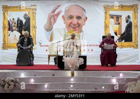 Juba, South Sudan. 04th Feb, 2023. South Sudan, Juba, 2023/2/4.Pope Francis during 'meeting with internally displaced persons at Freedom Hall of Juba in South Sudan Photograph by Vatican Media/Catholic Press Photo. RESTRICTED TO EDITORIAL USE - NO MARKETING - NO ADVERTISING CAMPAIGNS Credit: Independent Photo Agency/Alamy Live News Stock Photo