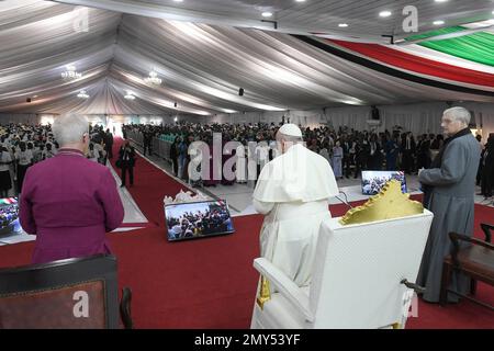 Juba, South Sudan. 04th Feb, 2023. South Sudan, Juba, 2023/2/4.Pope Francis during 'meeting with internally displaced persons at Freedom Hall of Juba in South Sudan Photograph by Vatican Media/Catholic Press Photo. RESTRICTED TO EDITORIAL USE - NO MARKETING - NO ADVERTISING CAMPAIGNS Credit: Independent Photo Agency/Alamy Live News Stock Photo