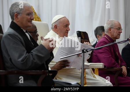 Juba, South Sudan. 04th Feb, 2023. South Sudan, Juba, 2023/2/4.Pope Francis during 'meeting with internally displaced persons at Freedom Hall of Juba in South Sudan Photograph by Vatican Media/Catholic Press Photo. RESTRICTED TO EDITORIAL USE - NO MARKETING - NO ADVERTISING CAMPAIGNS Credit: Independent Photo Agency/Alamy Live News Stock Photo