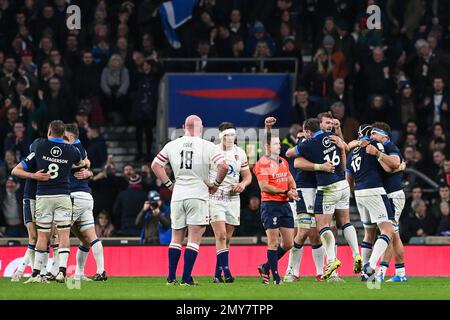 Scotland celebrate winning the 2023 Guinness 6 Nations match England vs Scotland at Twickenham Stadium, Twickenham, United Kingdom, 4th February 2023  (Photo by Craig Thomas/News Images) Stock Photo