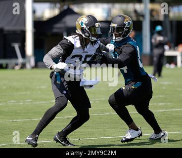 Jacksonville Jaguars Demetrius McCray defends New York Giants Odell Beckham  Jr. who fails to make the reception in the first half of an NFL pre season  game at MetLife Stadium in East