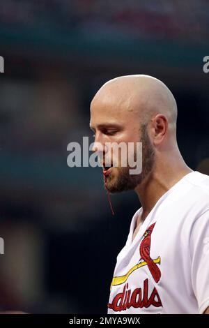 Matt Holliday bloodied by pitch to face in Cardinals' walk-off win