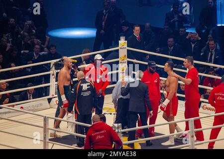 28-11-2015 Dusseldorf Germany.  Beginning of  of fight : Confident Wladimir Klitschko is approaching the center of the ring. The brother is holding th Stock Photo