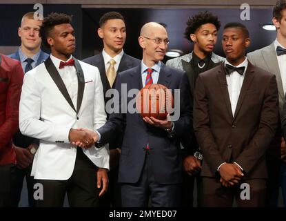 Golden State Warriors NBA basketball draft pick Jordan Poole stands for  team photos on Monday, June 24, 2019, in Oakland, Calif. (AP Photo/Noah  Berger Stock Photo - Alamy