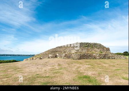 Archaeology, Large cairn, Neolithic megalithic site, Cairn de Barnenez, Plouezoc'h, Département Finistère, Brittany, France, Europe Stock Photo