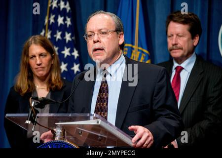fda's center for tobacco products Food and Drug Administration (FDA) Center for Tobacco Products Director  Mitch Zeller, center, accompanied by Health and Human Services Secretary  Sylvia Burwell, left, and FDA Commissioner Dr. Robert Califf, speaks during  a