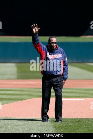 Baseball legend Rod Carew undergoing heart, kidney transplant