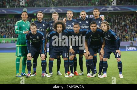 MARCELO K BENZEMA BALE REAL MADRID KIT LAUNCH REAL MADRID KIT LAUNCH TORRE  EUROPA MADRID SPAIN 12 September 2013 Stock Photo - Alamy