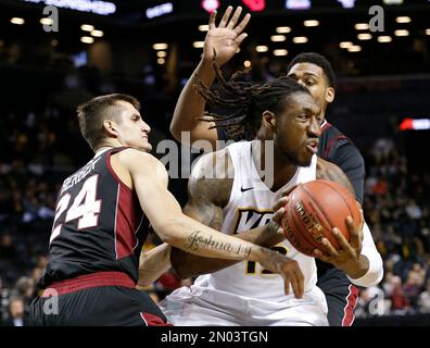 Virginia, USA. 11th Jan, 2017. MO ALIE-COX (12) prepares to shoot