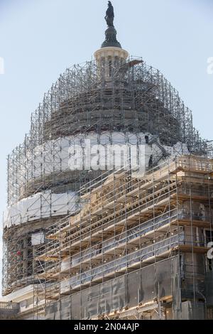Rotunda Wraps Scaffolding is removed from the top part of Big Ben to reveal all clock ...