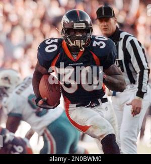 NFL FILE: Terrell Davis of the Denver Broncos during Super Bowl XXXII  against the Green Bay Packers in San Diego, California. (Icon Sportswire  via AP Images Stock Photo - Alamy