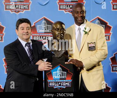 NFL FILE: Jerry Rice of the San Francisco 49ers. (Sportswire via AP Images  Stock Photo - Alamy