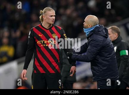 Manchester City assistant manager Enzo Maresca gives touchline advice to Erling Haaland during the Premier League match at the Tottenham Hotspur Stadium, London. Picture date: Sunday February 5, 2023. Stock Photo