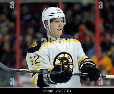 Zach Trotman - Boston Bruins - 2016 NHL Winter Classic - Game