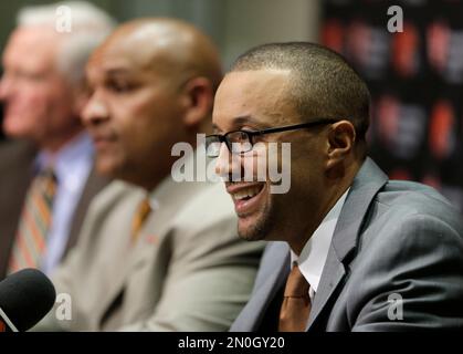 Executive vice-president Sashi Brown watches before an NFL football game  between the Jacksonville Jaguars and the Cleveland Browns, Sunday, Nov. 19,  2017, in Cleveland. (AP Photo/Ron Schwane Stock Photo - Alamy