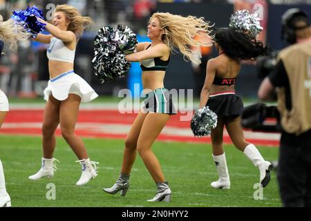 Eagles Cheerleaders: Savannah at the Pro Bowl