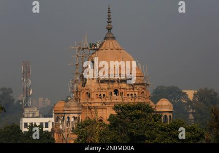 Begum Hazrat Mahal, Wife Of Nawab Wajid Ali Shah, Great Freedom Fighter ...