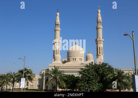 Dubai, UAE - February 14,2022: Jumeirah Mosque in Dubai a stunning architectural masterpiece, featuring traditional Islamic design elements with a mod Stock Photo