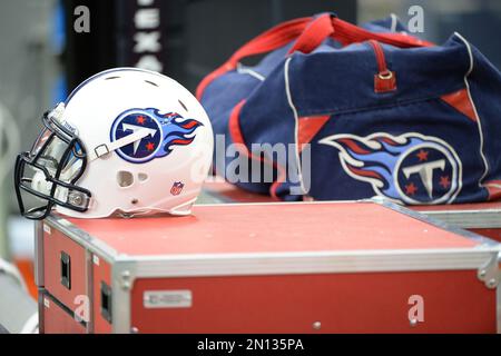 Tennessee Titans. Silhouette of professional american football